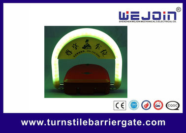 Prenda impermeable accionada por control remoto inteligente IP68 DC12V 0.4A de la cerradura del espacio de aparcamiento
