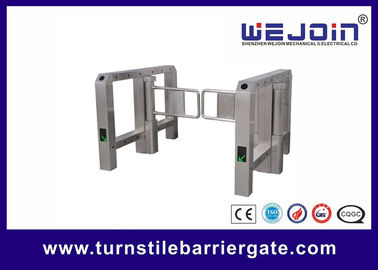 Tiempo de recuperación completo 3s Puerta de barrera de oscilación con motor de cepillado DC 24V con paso automático inverso para la gestión del estacionamiento