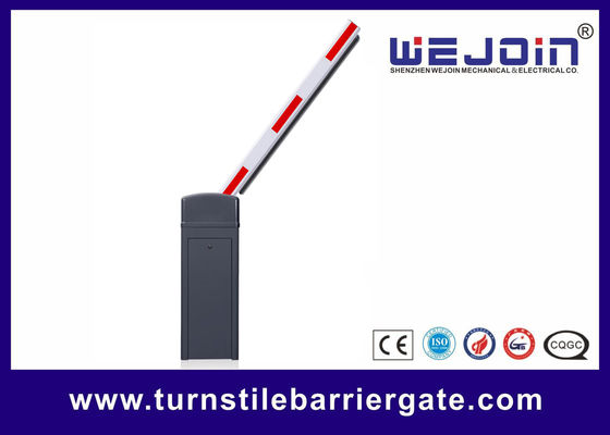 Fabricación profesional Puerta de barrera de brazo recto con caucho negro para tráfico intenso